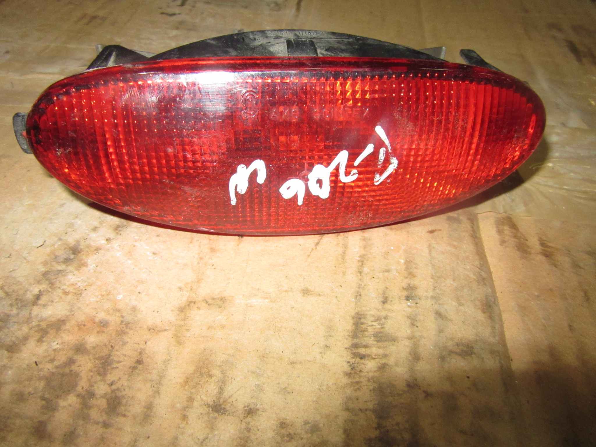 Фонарь габаритный левый Peugeot 206 (1998-2006)